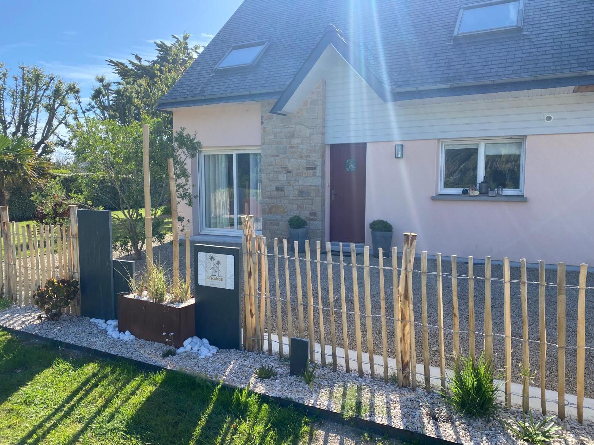 L'escale 551, gîte Santec à 250m de la plage Extérieur photo